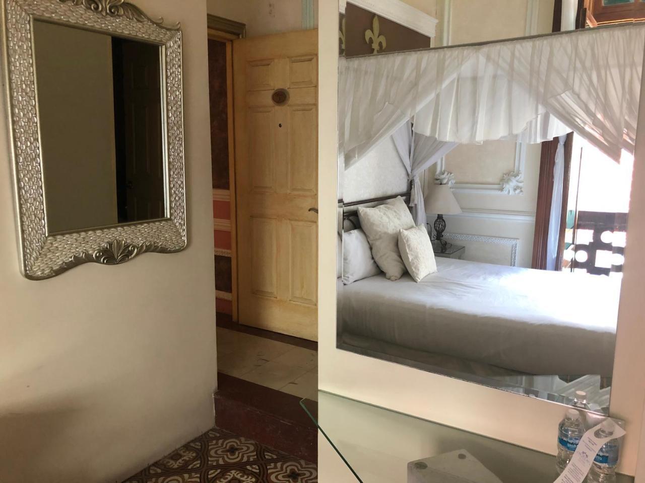 פואבלה Hotel Elena מראה חיצוני תמונה